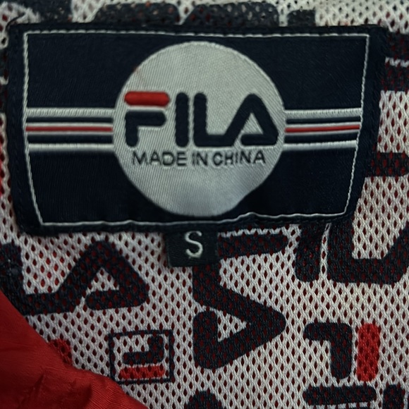 Womens Fila Windbreaker - Picture 4 of 4